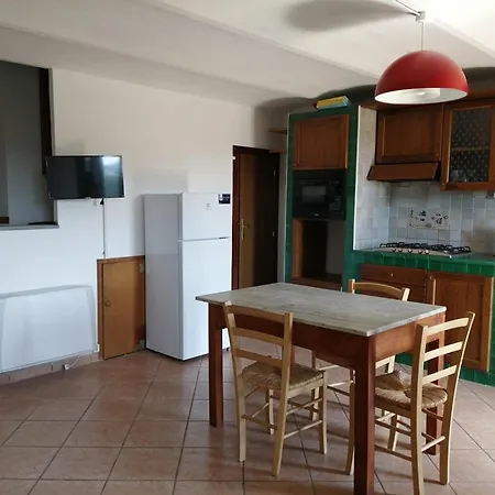 Casa Gianfranco Millepapaverirossi Cesi