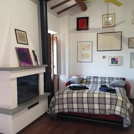 Casa Gianfranco Millepapaverirossi Cesi